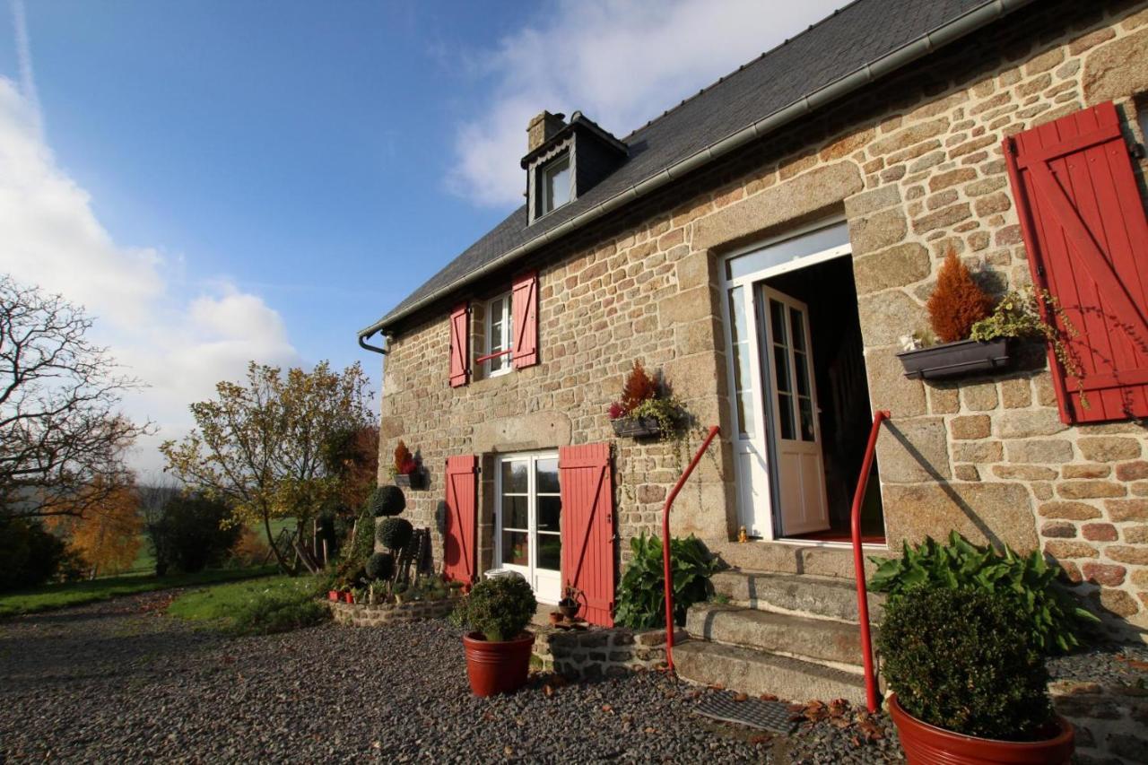 Chambre Les Anges proche Mont Saint-Michel, Maison d'hôtes l'Angevinière Saint-Laurent-de-Terregatte Exterior foto